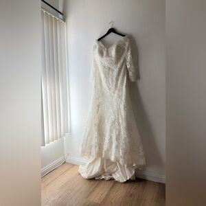 Mori Lee Ivory Lace Wedding Dress